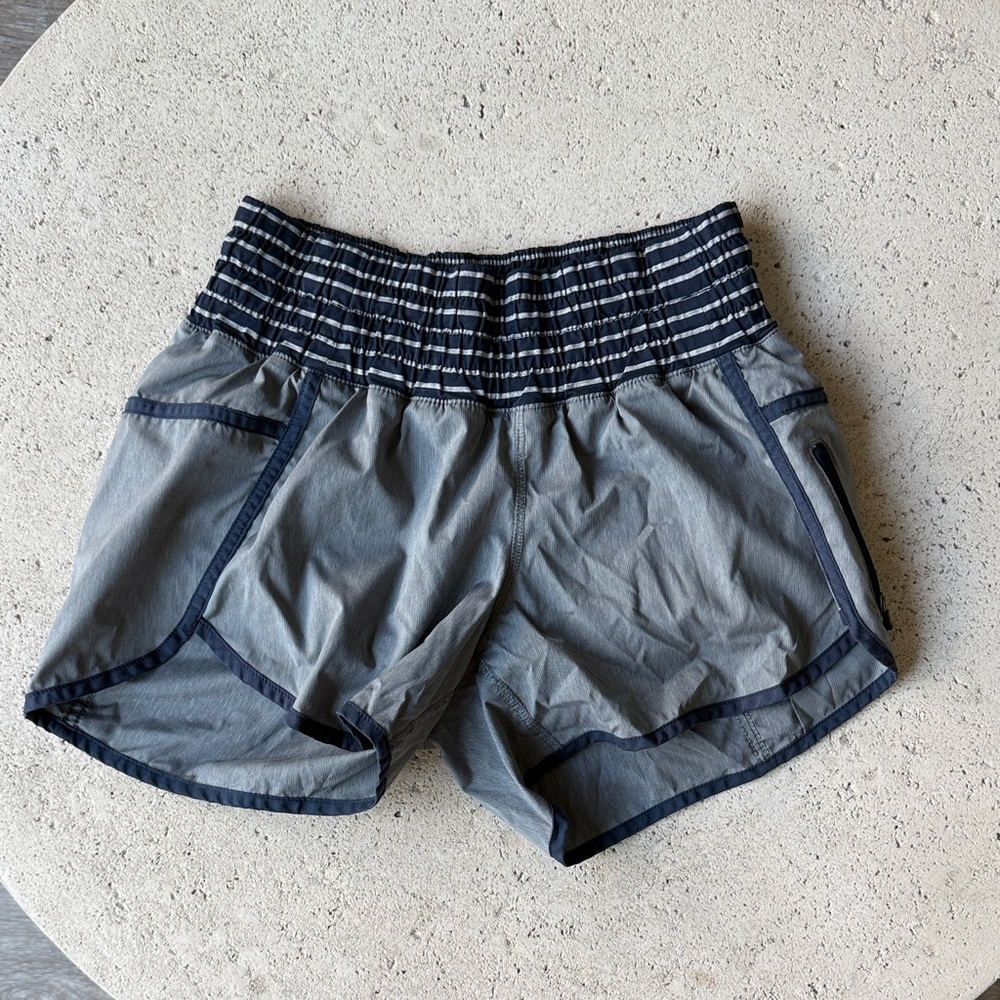 Lululemon run tracker short